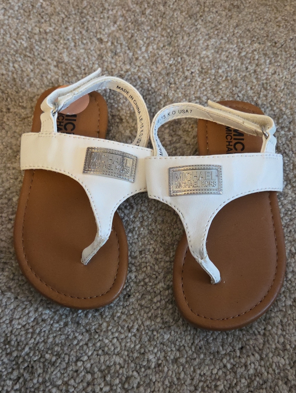 Michael Kors Kids White and Tan Leather Toe-Post Sandals